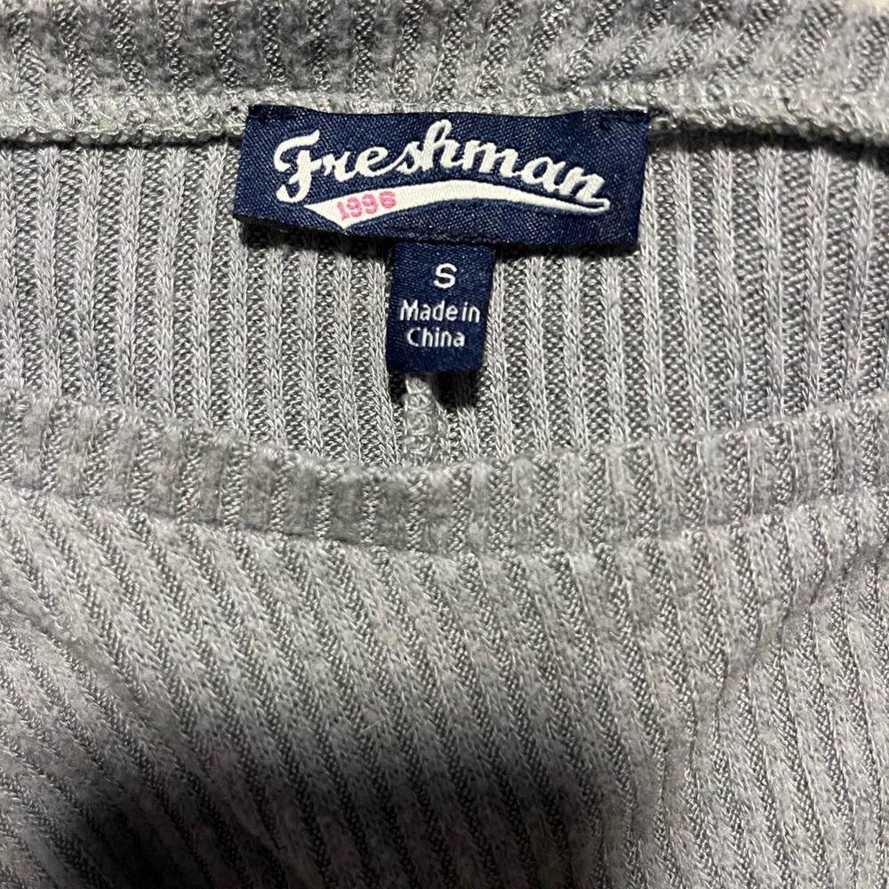 Freshman Light Gray Ribbed Top - Picture 3 of 3